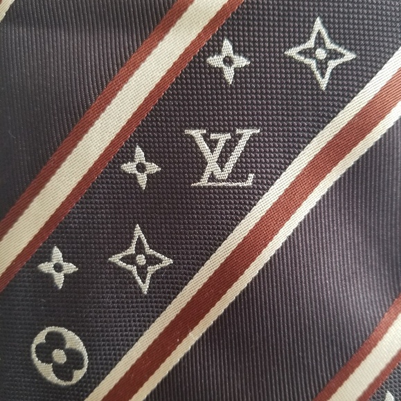 LOUIS VUITTON MONOGRAM TIE - Picture 2 of 5